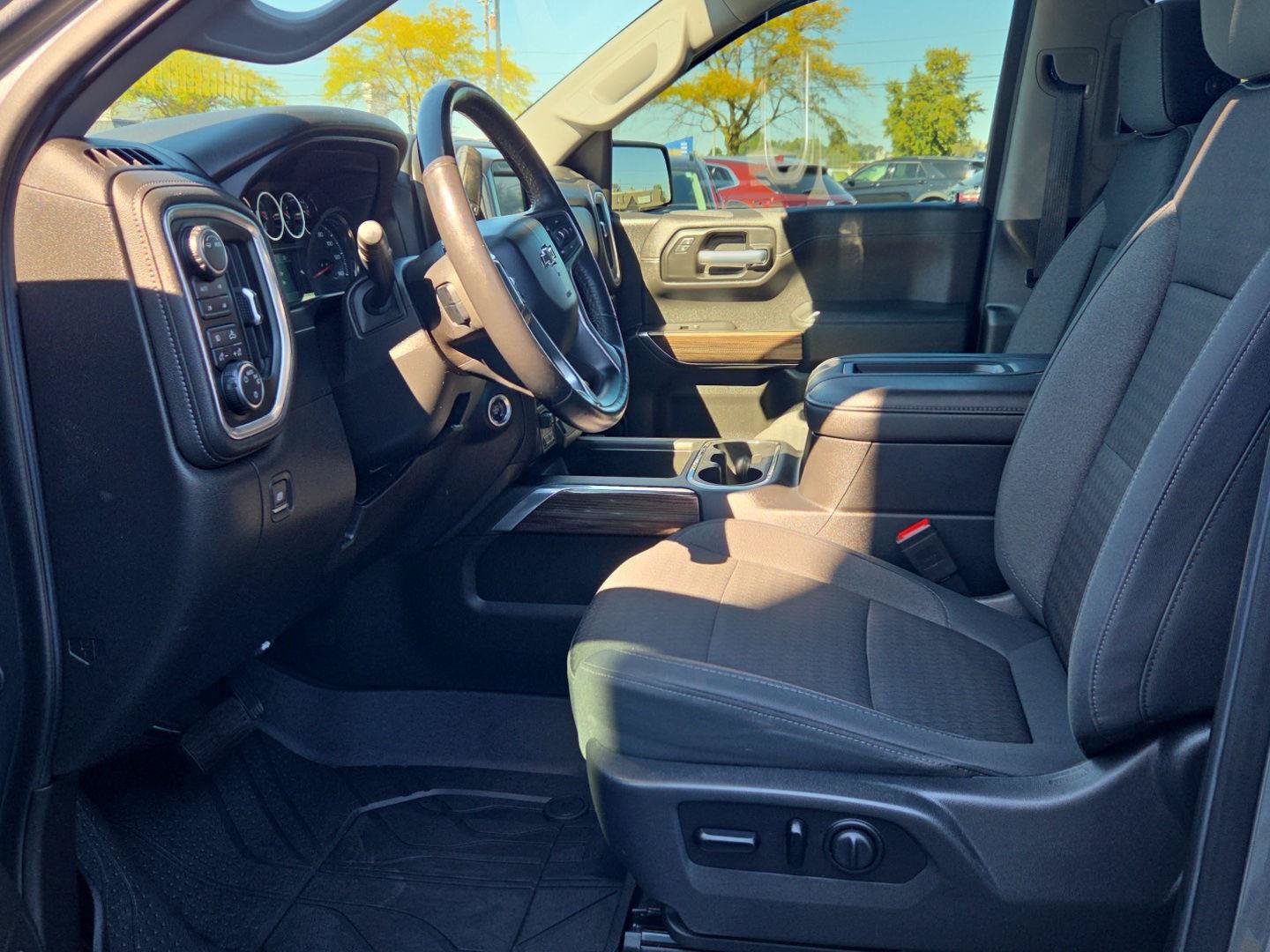 Used 2020 Chevrolet Silverado 1500 RST w/ All-Star Edition AWD/4WD image 10