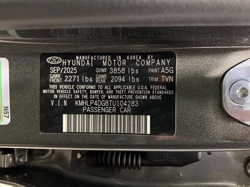 New 2026 Hyundai Elantra Limited image 37