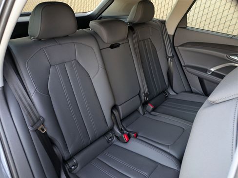 New 2025 Audi Q5 Premium Plus image 11