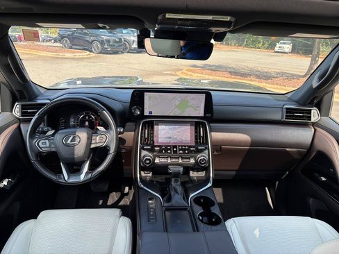 Used 2023 Lexus LX 600 4WD w/ Appearance Package image 35