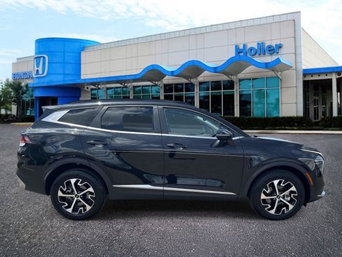 Used 2025 Kia Sportage EX w/ EX Premium Package AWD/4WD image 2