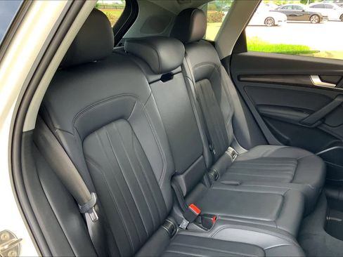 Used 2019 Audi Q5 2.0T Premium Plus w/ Premium Plus Package image 18