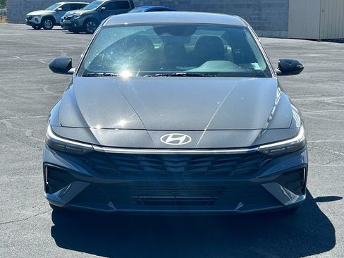 Used 2026 Hyundai Elantra Sport FWD image 7