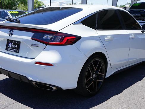 Used 2023 Honda Civic Sport Touring image 3