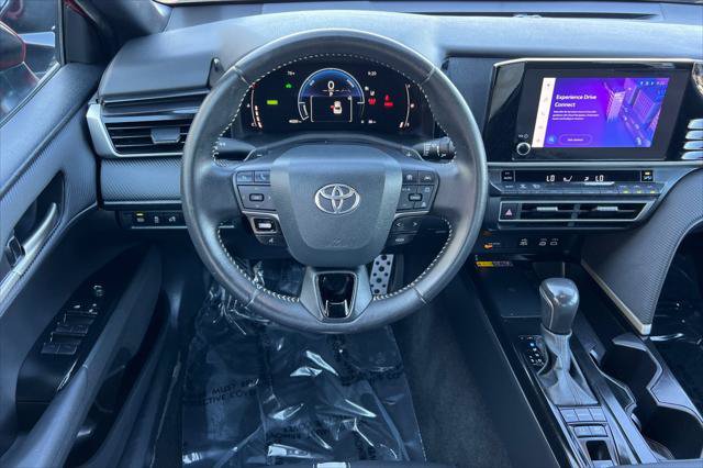 Certified 2025 Toyota Camry SE FWD image 15