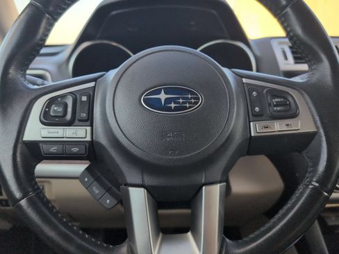 Used 2017 Subaru Outback 2.5i Limited AWD/4WD image 12