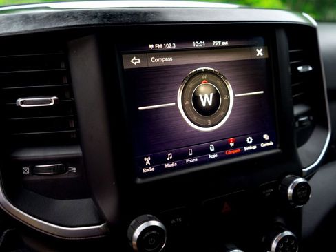 Used 2019 RAM 1500 Big Horn RWD image 18