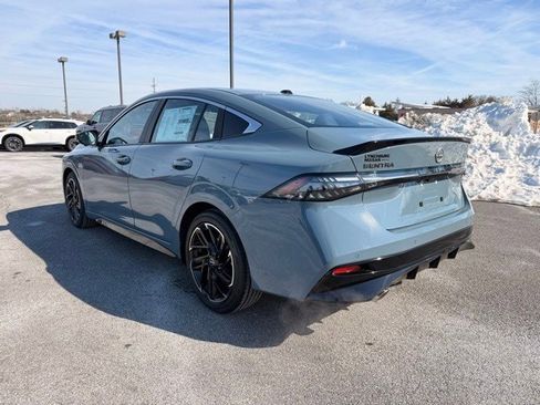 New 2026 Nissan Sentra SR image 7