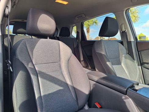 Used 2021 Nissan Rogue SV image 26