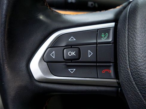 Used 2022 Jeep Compass Limited AWD/4WD image 55