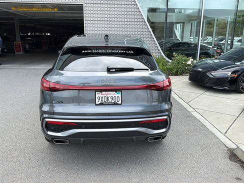 Used 2025 Audi Q5 Premium Plus w/ Premium Plus AWD/4WD image 7