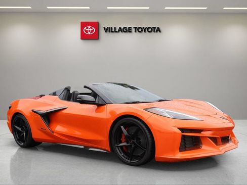 Used 2025 Chevrolet Corvette E-Ray AWD/4WD image 8