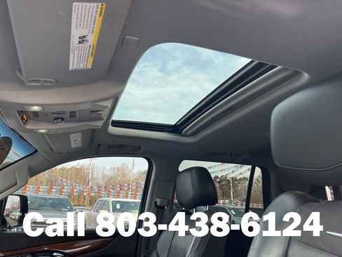 Used 2020 Cadillac Escalade Luxury image 18