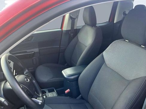 Certified 2024 Ford Maverick XL image 25