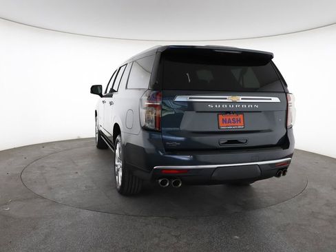 Used 2022 Chevrolet Suburban High Country AWD/4WD image 10
