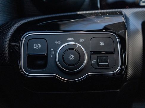 Used 2020 Mercedes-Benz CLA 250 CLA 250 image 30