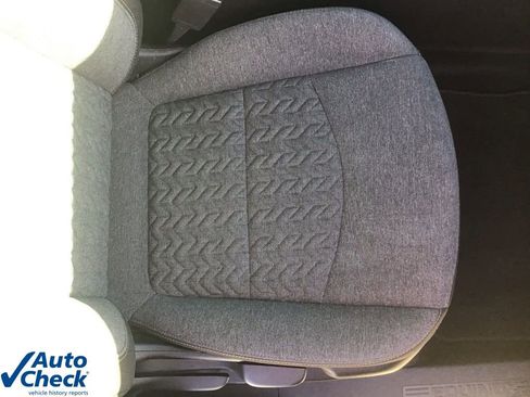 Used 2023 Chevrolet Equinox LT image 23