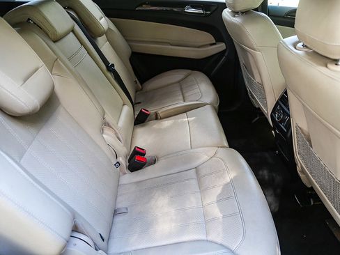 Used 2018 Mercedes-Benz GLS 450 4MATIC image 16
