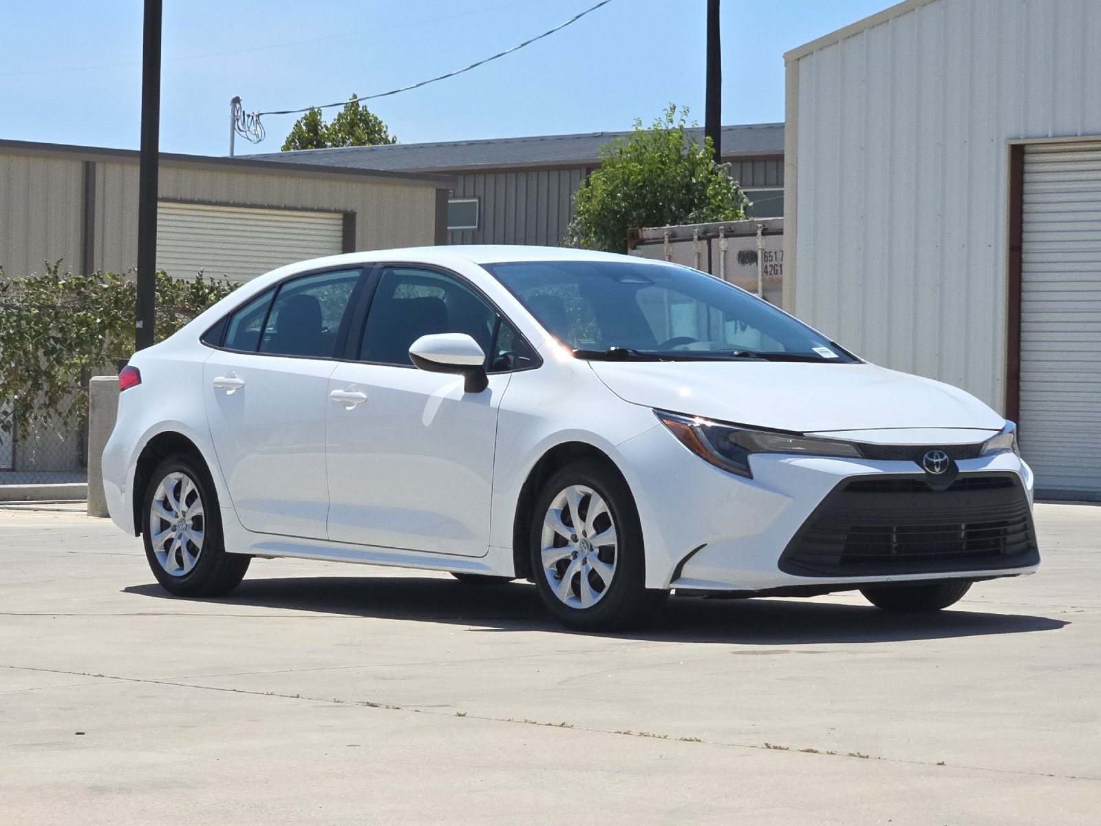 Used 2023 Toyota Corolla LE FWD image 7