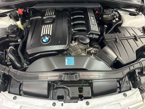 Used 2008 BMW 128i Convertible image 26