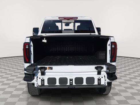 New 2026 GMC Sierra 2500 AT4 w/ AT4 Premium Plus Package image 6
