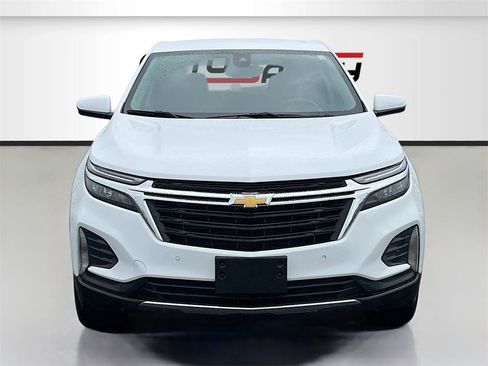 Used 2024 Chevrolet Equinox LT image 2