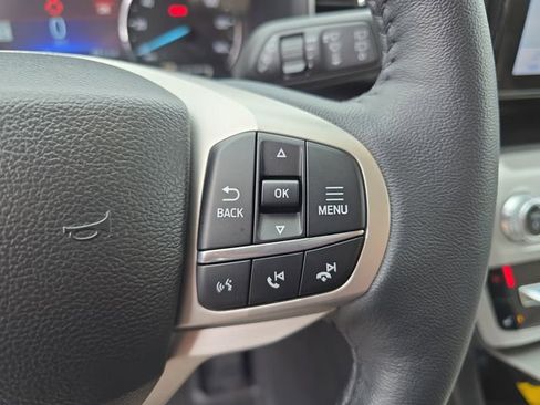 Certified 2023 Ford Explorer XLT w/ Equipment Group 202A AWD/4WD image 18