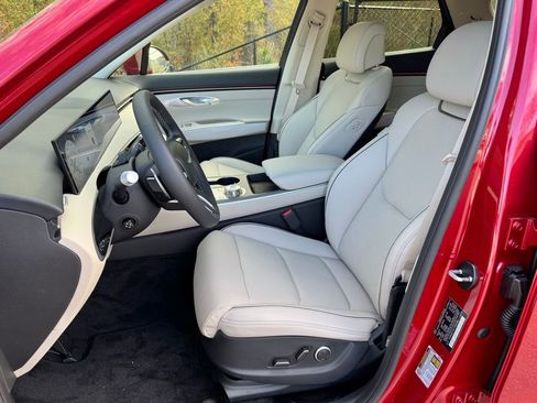 New 2026 Genesis GV70 2.5T Advanced image 16