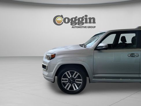 Used 2023 Toyota 4Runner Limited image 29