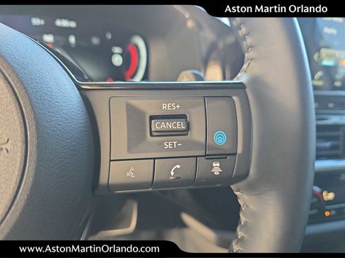 Used 2025 Nissan Pathfinder Platinum w/ Cargo Package image 25