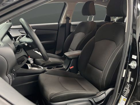 Used 2022 Kia Forte Sedan FWD image 9