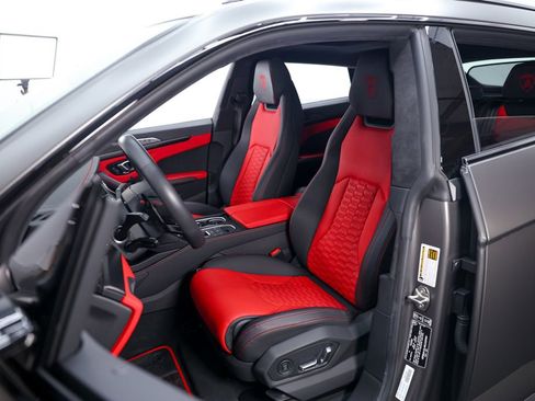 Used 2022 Lamborghini Urus image 19