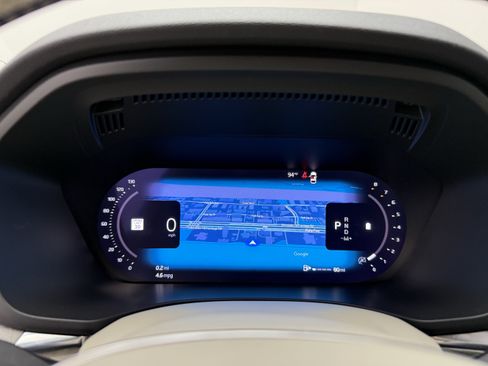 Certified 2024 Volvo XC60 B5 Plus w/ Protection Package Premier AWD/4WD image 15