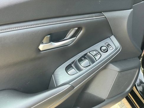Certified 2024 Nissan Sentra SV w/ All-Weather Package FWD image 15