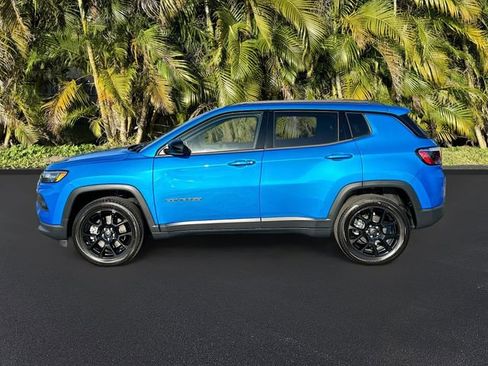 Used 2026 Jeep Compass Latitude image 8