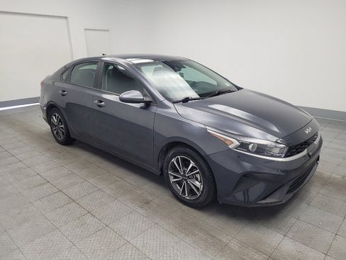 Used 2023 Kia Forte LXS FWD image 13