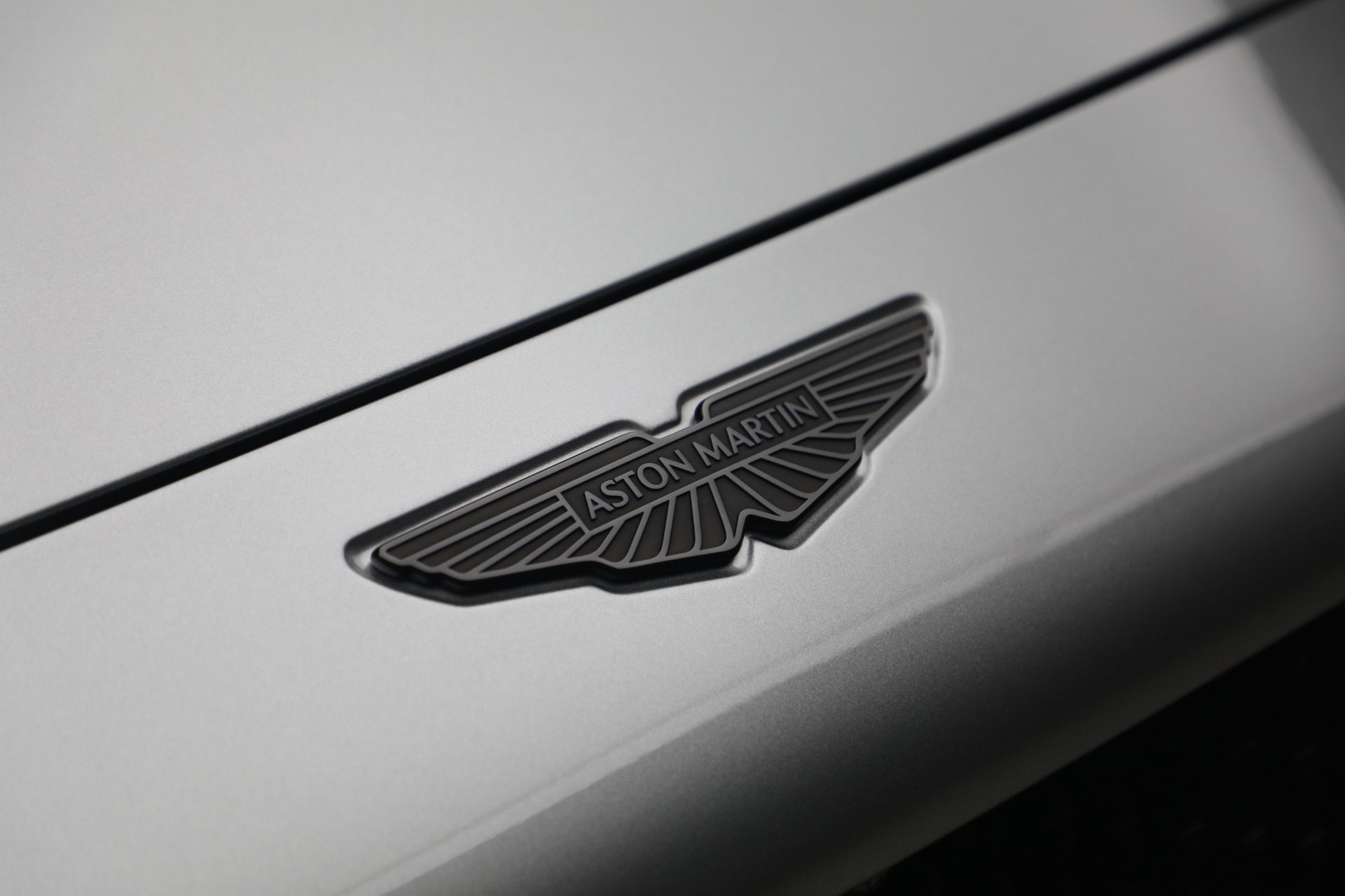 Used 2026 Aston Martin DBX 707 AWD/4WD image 35
