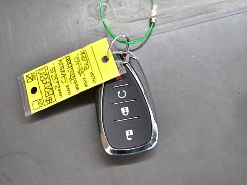 Used 2025 Chevrolet TrailBlazer LT image 32