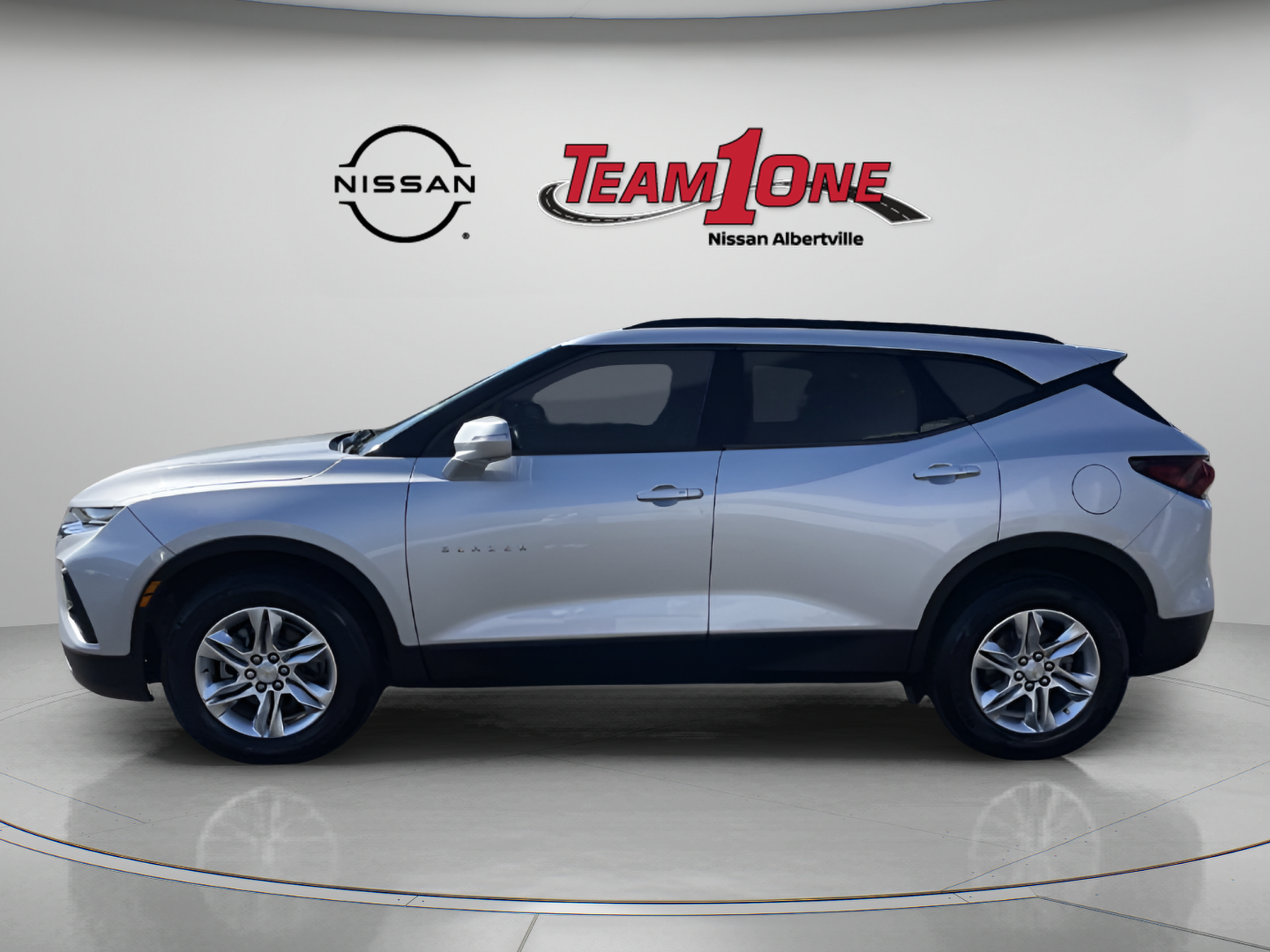 Used 2020 Chevrolet Blazer LT w/ Sound & Technology Package AWD/4WD image 5