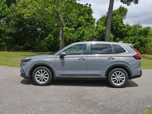 Used 2024 Honda CR-V EX image 2