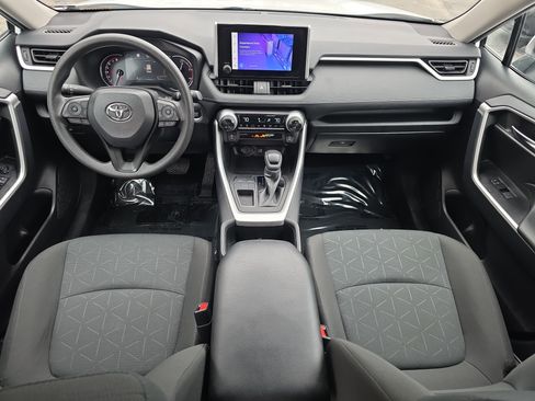 Used 2024 Toyota RAV4 XLE image 19