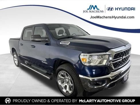 Used 2022 RAM 1500 Big Horn AWD/4WD image 3