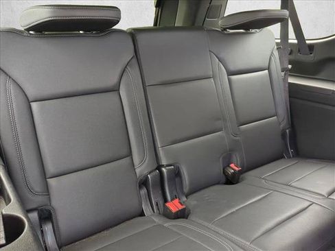 Used 2022 Chevrolet Suburban Z71 AWD/4WD image 20