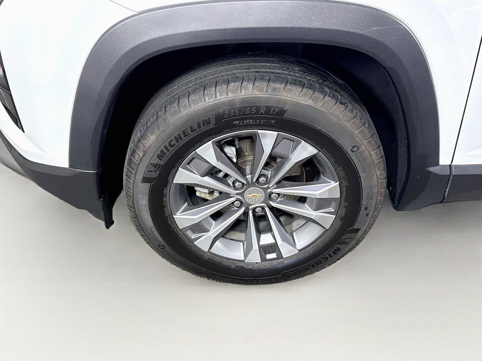 Used 2025 Chevrolet Equinox LT w/ Convenience Package II AWD/4WD image 23