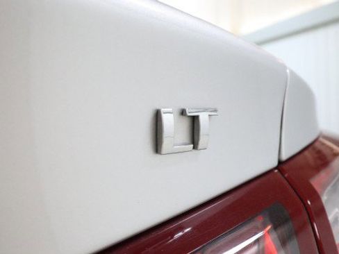 Used 2021 Chevrolet Malibu LT w/ Leather Package image 23