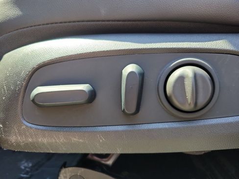Used 2023 Buick Encore GX Select FWD image 16