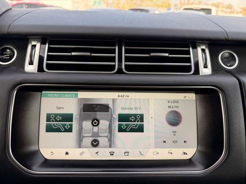 Used 2017 Land Rover Range Rover Supercharged AWD/4WD image 37