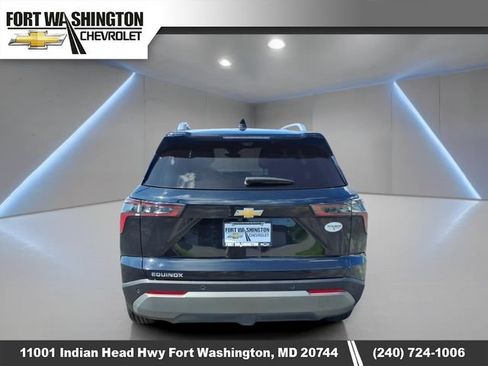 Used 2025 Chevrolet Equinox LT w/ Convenience Package II FWD image 4