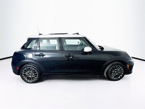 Certified 2025 MINI Cooper S image 8