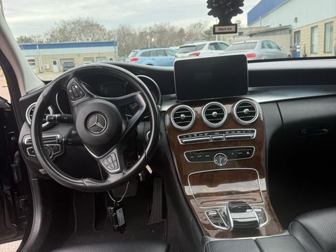Used 2015 Mercedes-Benz C 300 4MATIC Sedan w/ Multimedia Package image 7